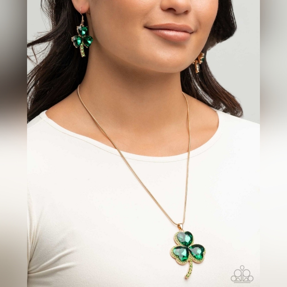 Elegant Green and Gold Necklace and Earring Set